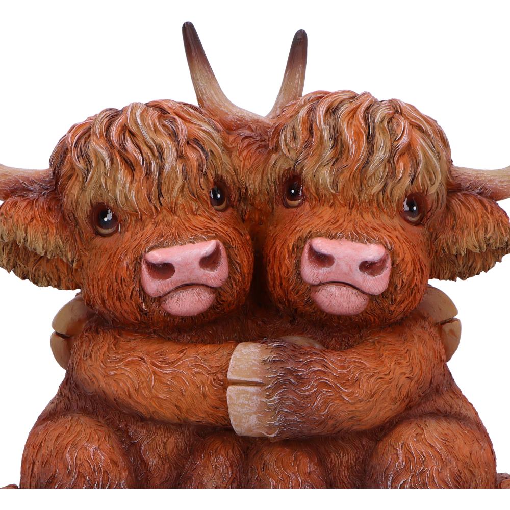 Nemesis Now Highland Hug Highland Cows Figurine – 14.5cm