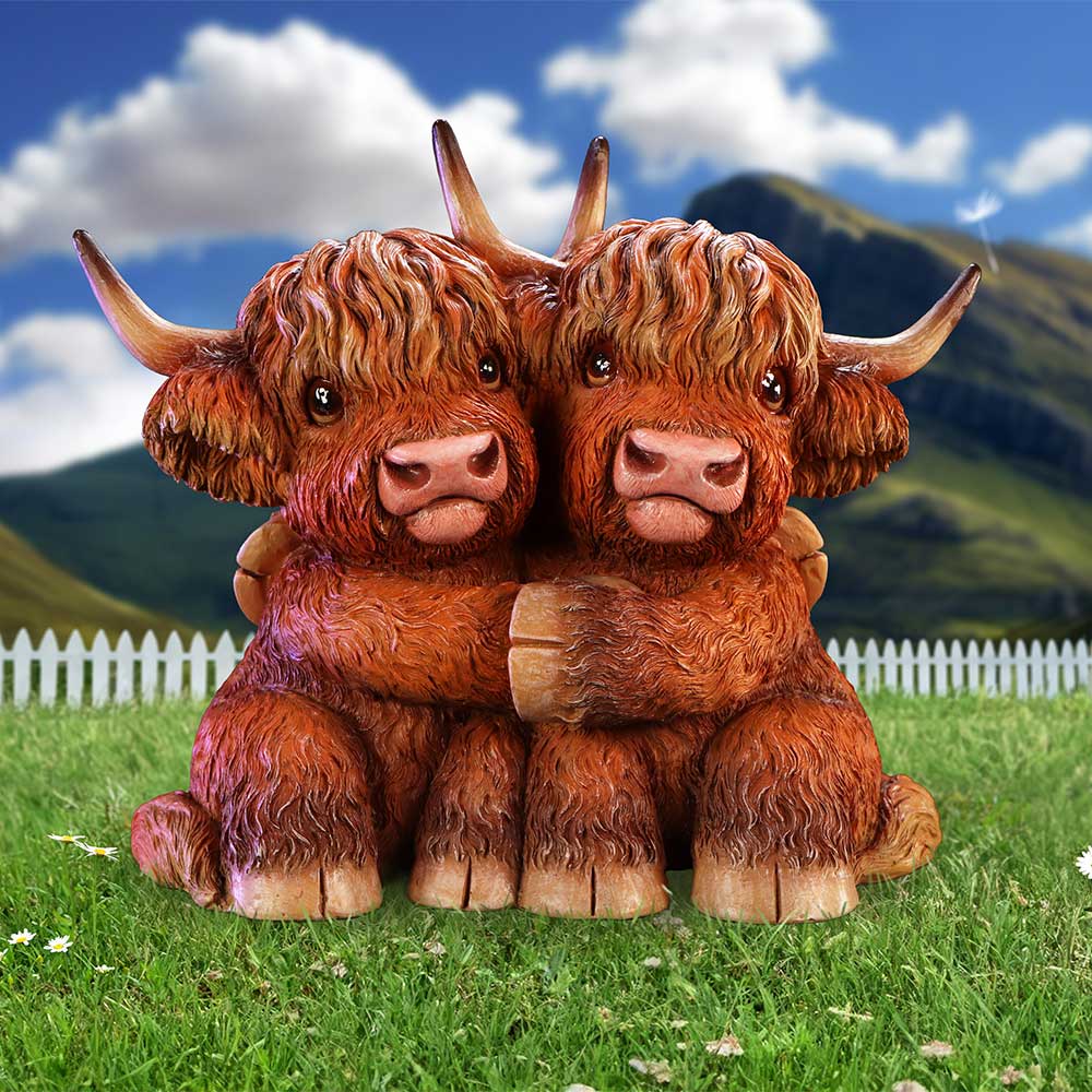 Nemesis Now Highland Hug Highland Cows Figurine – 14.5cm