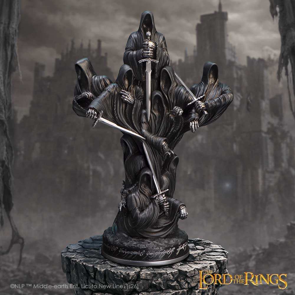 Lord of the Rings Ringwraiths of Middle-earth Figurine, 34.7cm