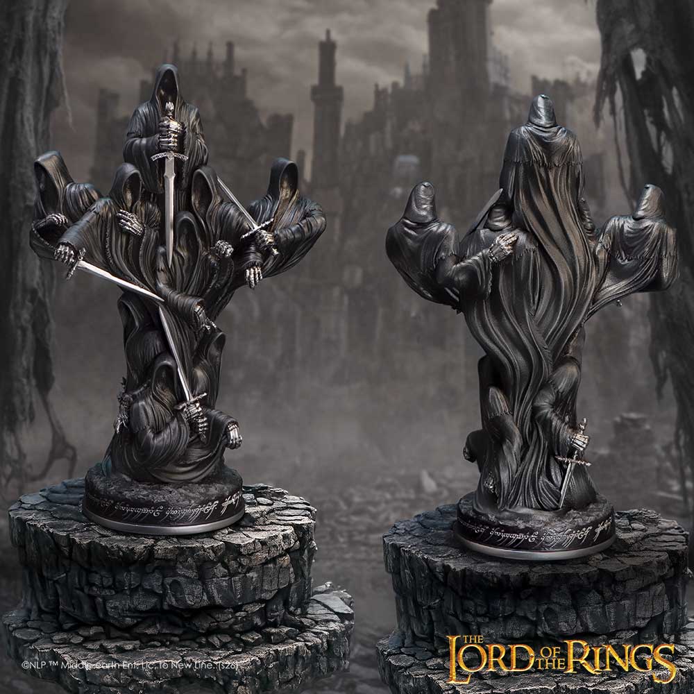 Lord of the Rings Ringwraiths of Middle-earth Figurine, 34.7cm