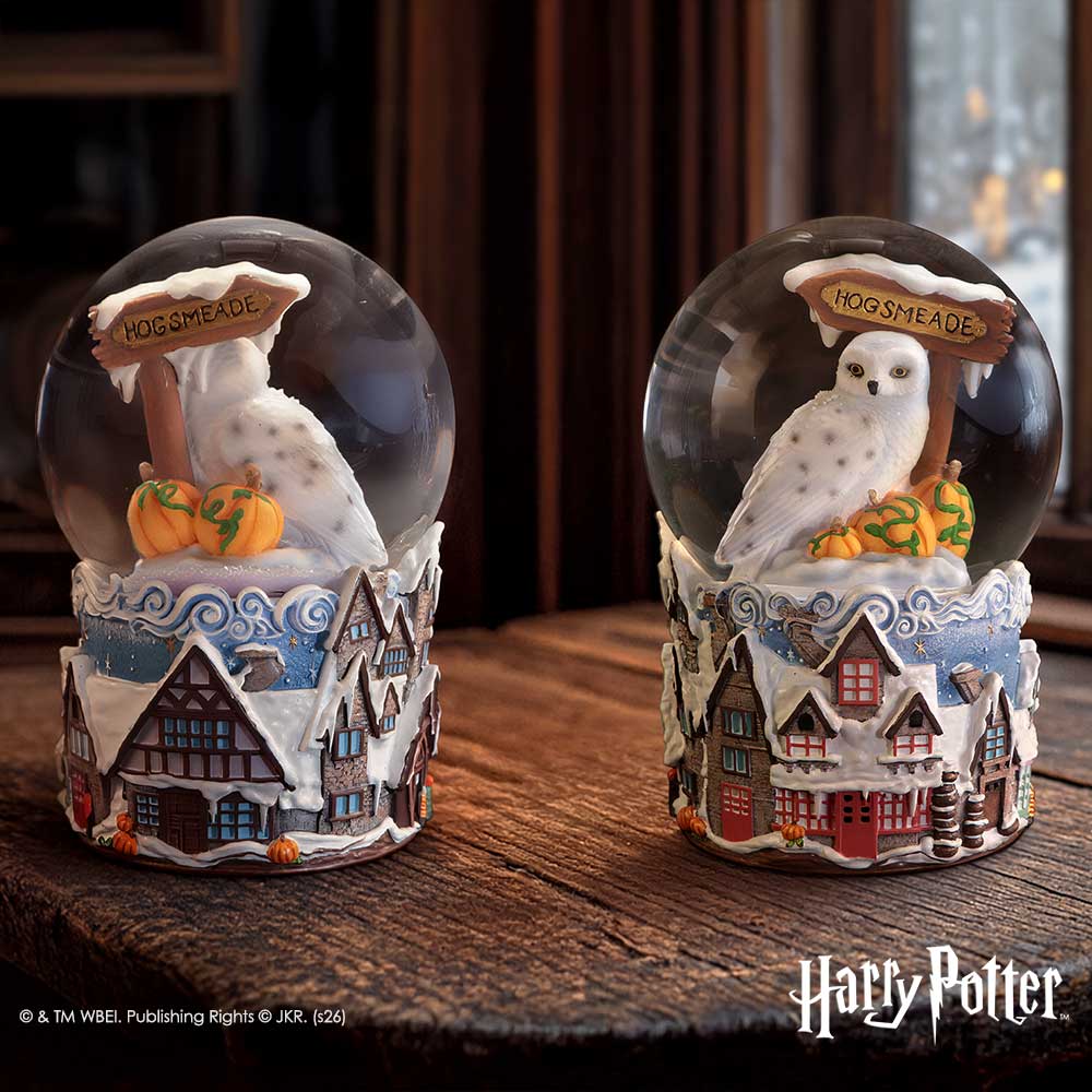 Harry Potter Hogsmeade Village Snow Globe 14.6cm