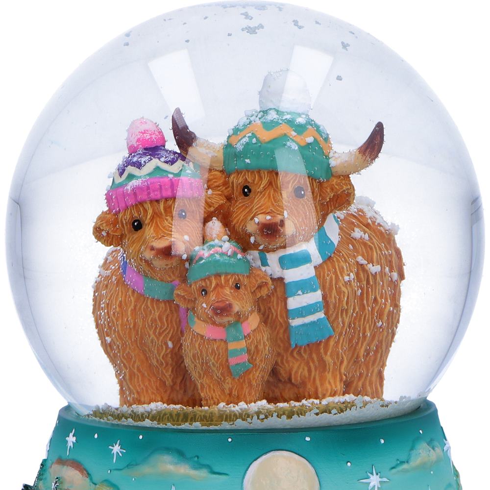 Nemesis Now Winter Highland Cow Snow Globe – 13.7cm