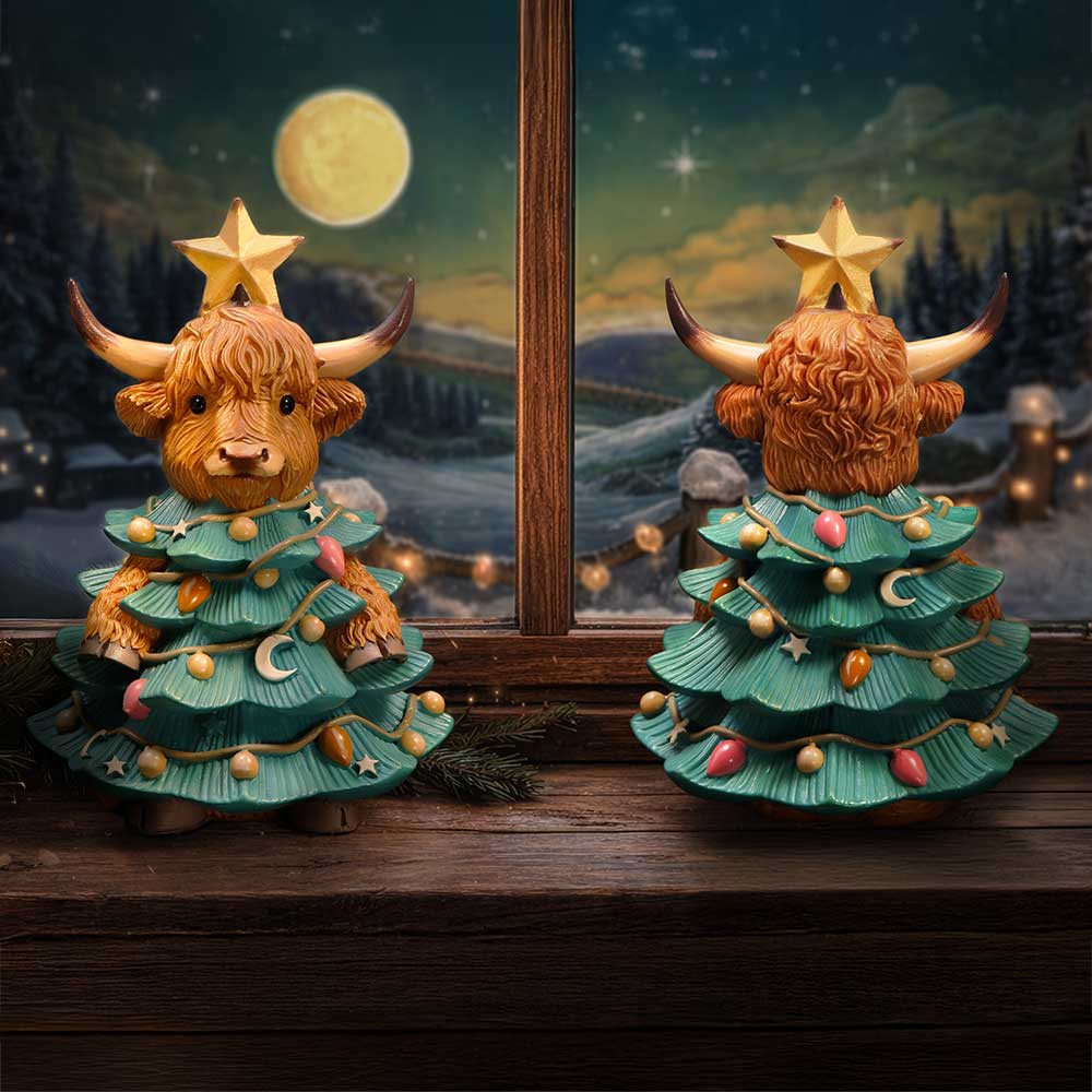 Nemesis Now Winter Highland Cow Christmas Tree Figurine – 13.5cm