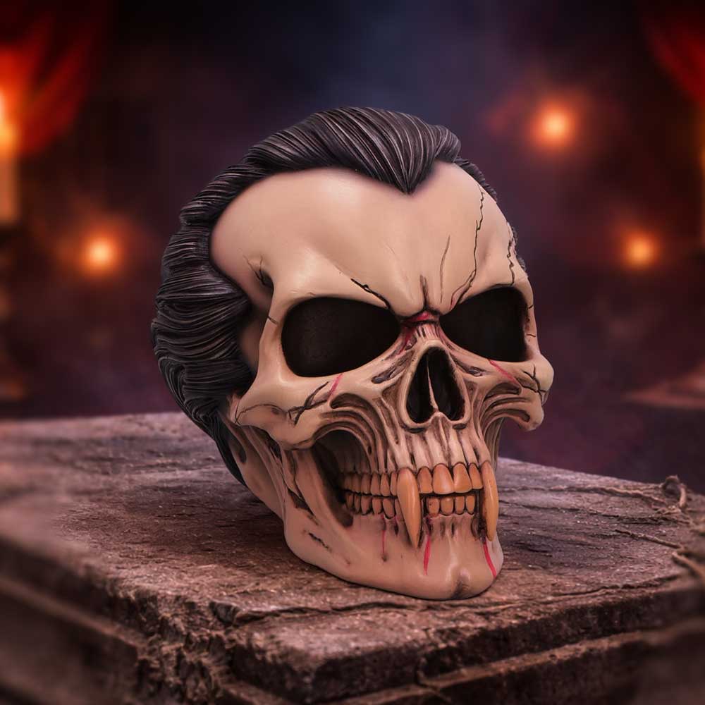 Hall of Horrors Lord of the Night Dracula Skull | Gothic Vampire Skull Ornament | Nemesis Now 15.4cm
