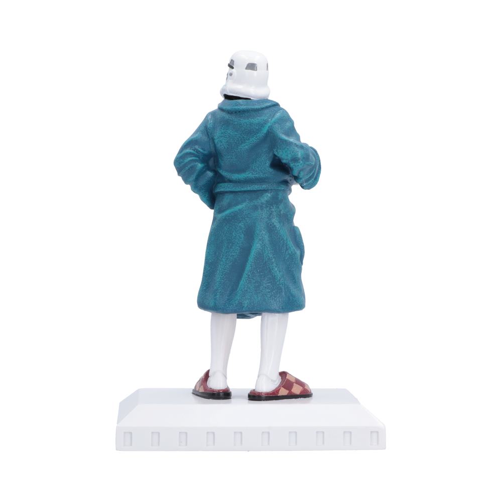 Original Stormtrooper Off Duty Figurine | Funny Star Wars Gift | Nemesis Now 17.8cm