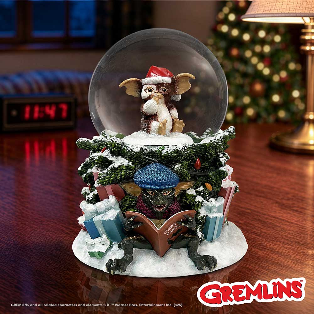 Gremlins Christmas Carol Snow Globe | Official Gizmo Festive Collectible | Nemesis Now 16.1cm