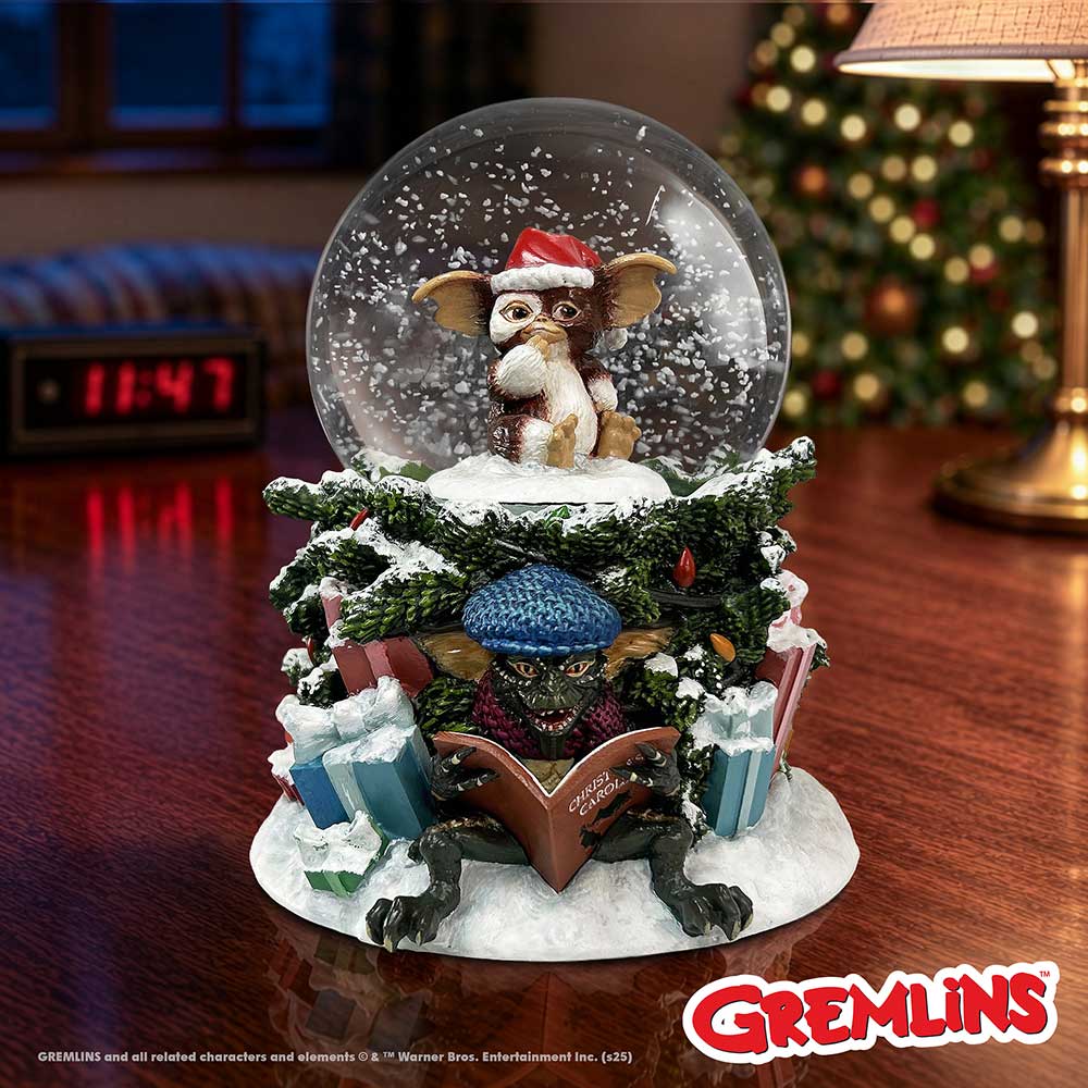Gremlins Christmas Carol Snow Globe | Official Gizmo Festive Collectible | Nemesis Now 16.1cm