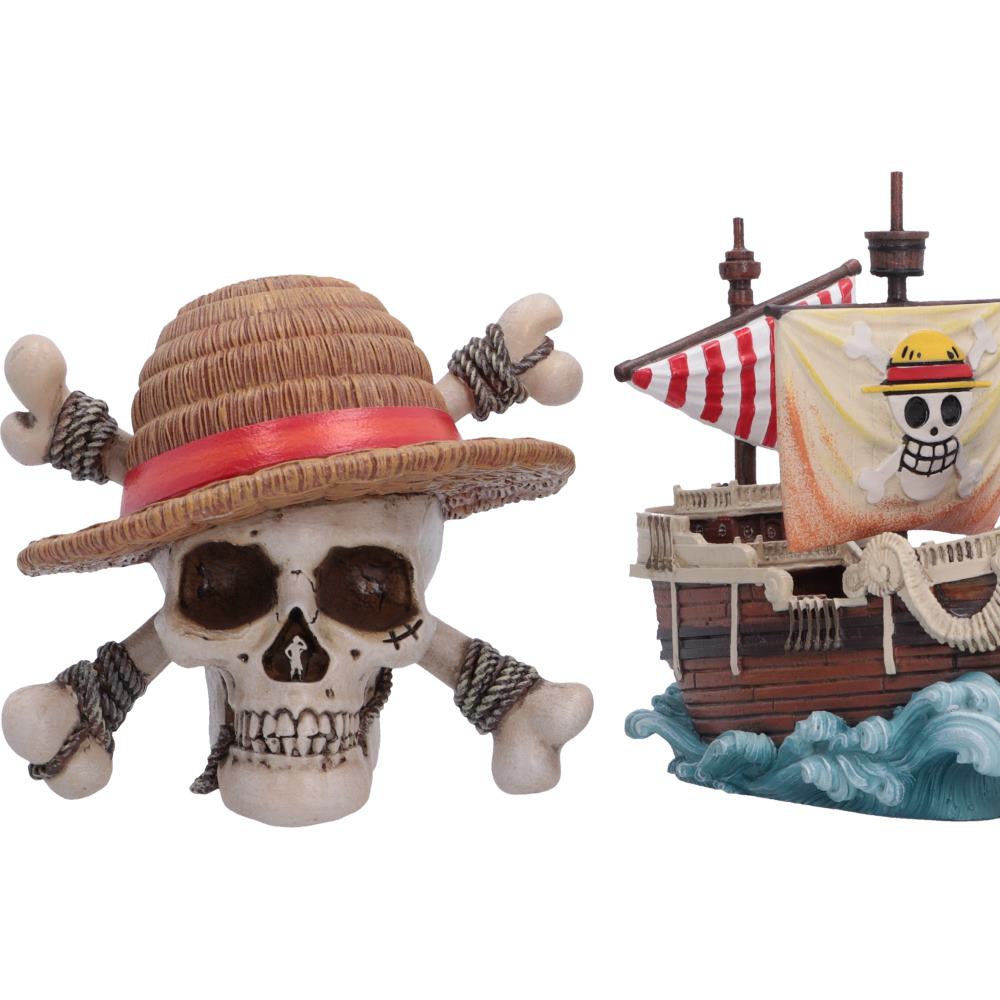 One Piece First Voyage Miniature Figure Set of 3 – 9.5cm