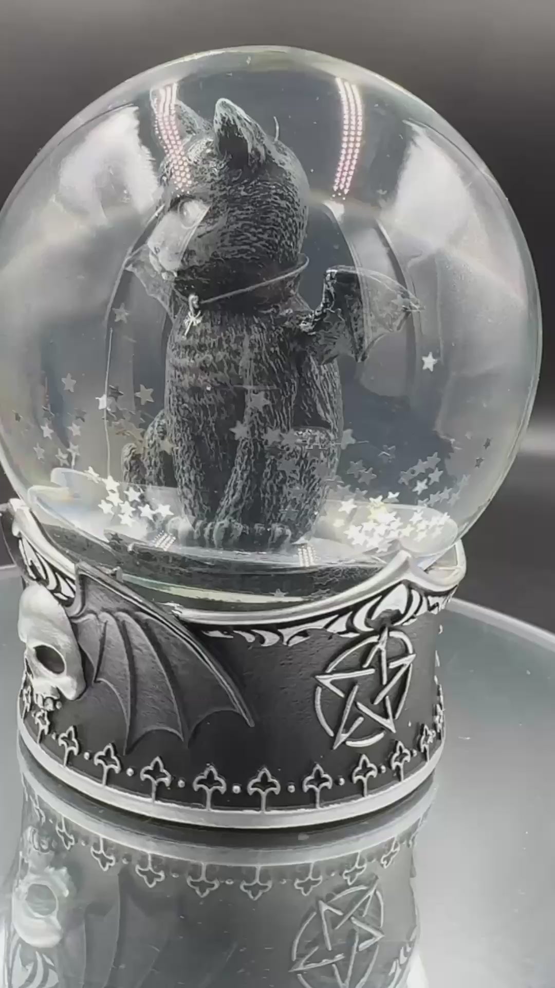 Cult Cuties Malpuss Snow Globe 13cm