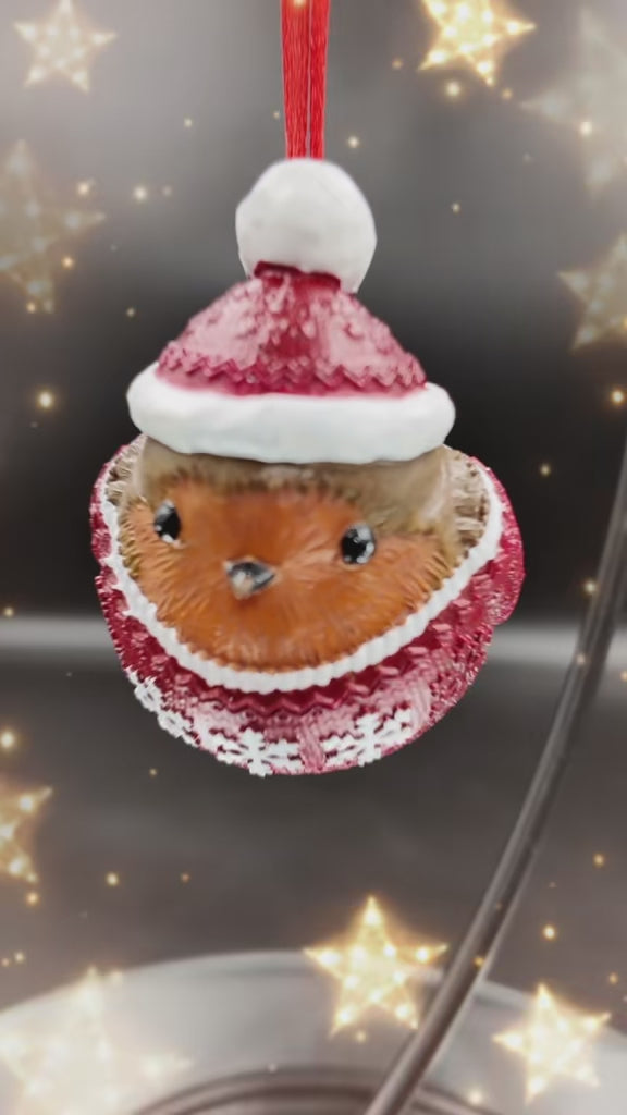 Robin Winter Warmth Hanging Ornament | Festive Robin Decoration | 7cm