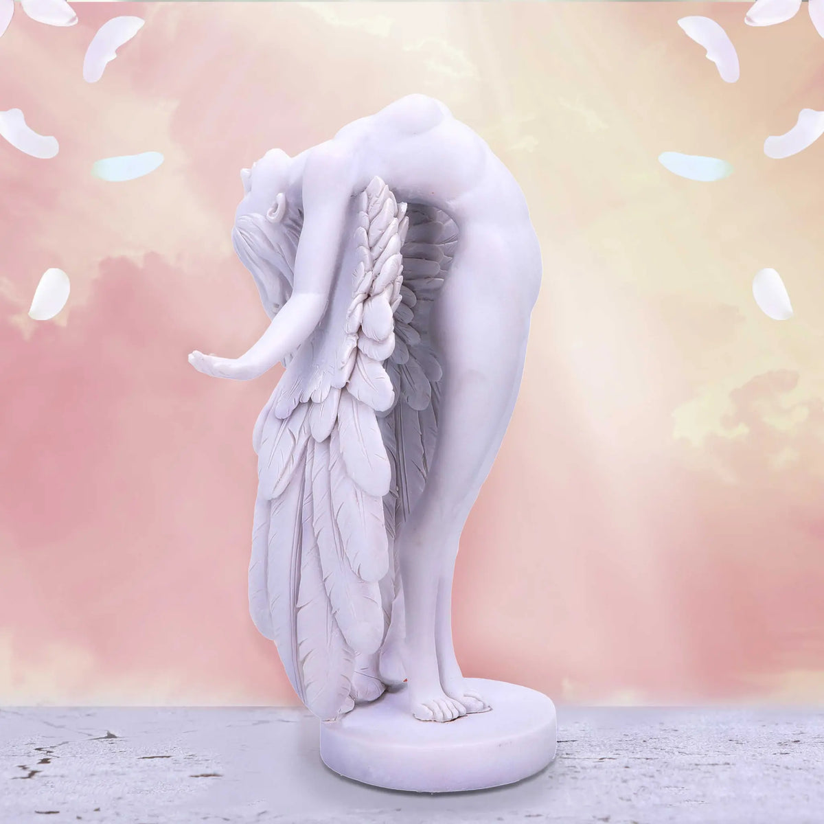 Angels Liberation White Angel Figurine 26.5cm – Nemesis Now